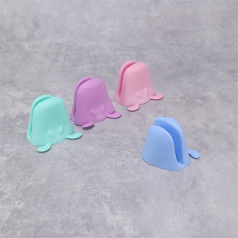 2 tk. Toidukvaliteediga köögi silikoonkindad Põletusvastased libisemisvastased sõrmeklambrid Kodumajapidamises kasutatav mikrolaineahi soojusisolatsiooni korraldaja