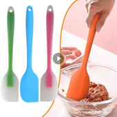 1 vnt. silikoninis gremžtukas kreminis grandiklis pyrago grandiklis kepimo įrankis pusiau permatoma rankena aukštai temperatūrai atsparūs konditerijos įrankiai