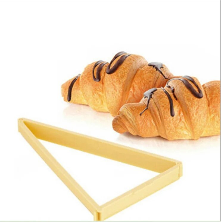 Küpsetuskondiitritööriistad Plastikust sarvesaia lõikur, vormrulli sarvesaia valmistamise masin