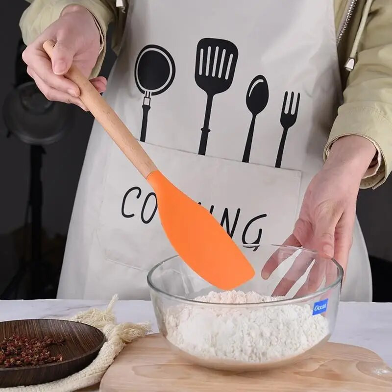 Puidust käepidemega silikoonist kreemjas spaatliga kuumuskindlad kondiitritoodete segistid mittenakkuvad taigna jahu küpsetuskaabits pehme või koogisegisti