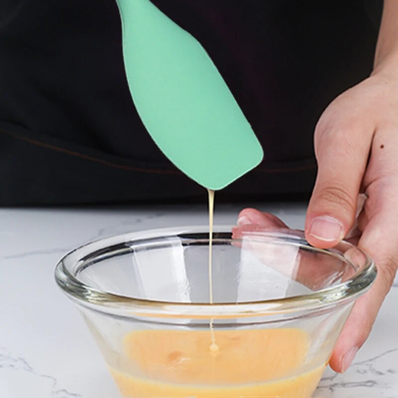 Puidust käepidemega silikoonist kreemjas spaatliga kuumuskindlad kondiitritoodete segistid mittenakkuvad taigna jahu küpsetuskaabits pehme või koogisegisti