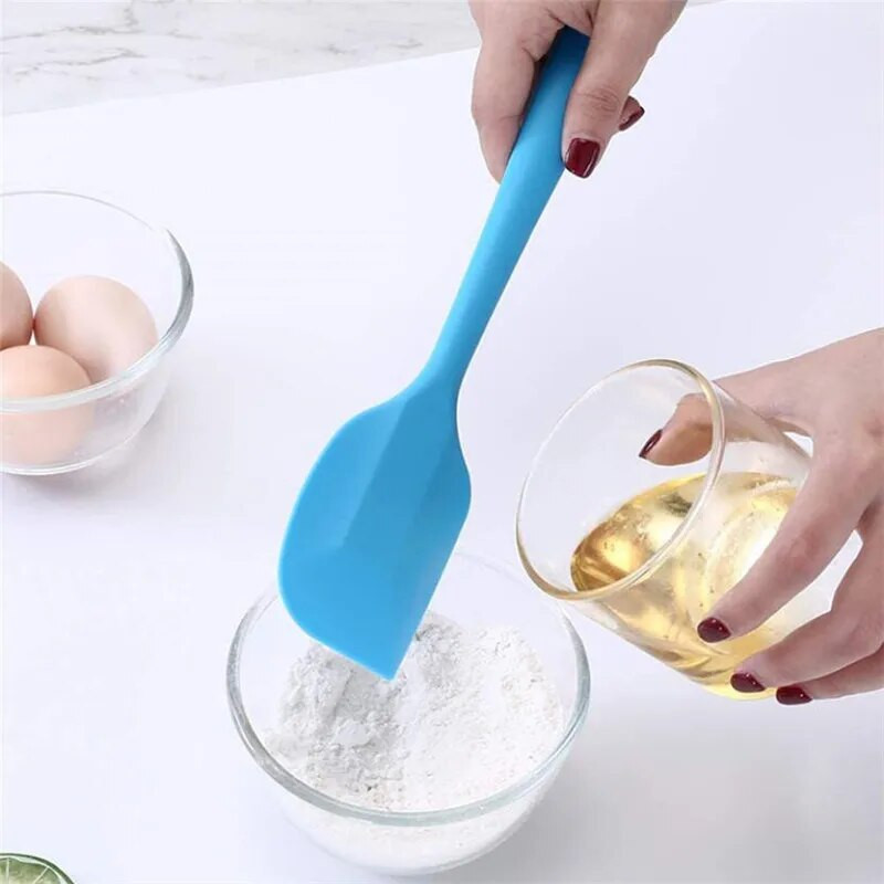 2tk/pakk Silikoonist spaatliga kuumuskindel küpsetuskraabits või-kreemikoogi siluja poleerimisvahend koogikaunistustööriist võisegisti