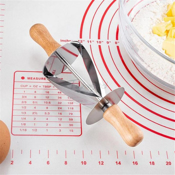 Кухненски нож за разточване на тесто от неръждаема стомана за приготвяне на инструменти за украса на торта за кроасан Нож за разточване на хляб за кроасан