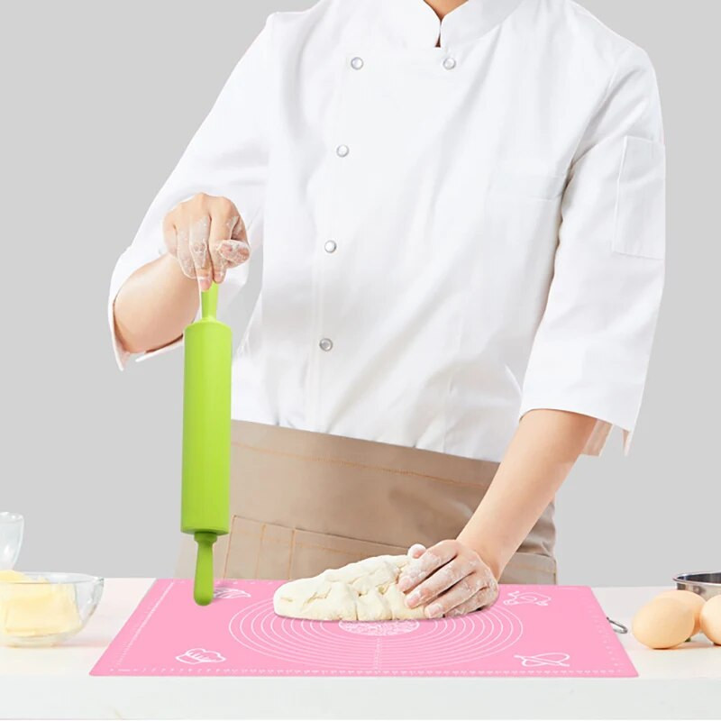 Mittenakkuva silikoonrulliga puidust käepidemega kondiitritooted taigna jahurull Köögi küpsetustööriist pastaküpsise taigna jaoks