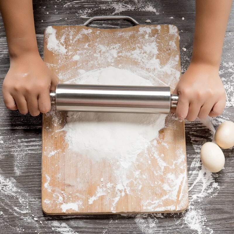 Sucitor antiaderent din oțel inoxidabil, tot din oțel, mâner din lemn, rotație de 360°, bețișoare de presare pentru făină, gadgeturi creative pentru coacere de bucătărie