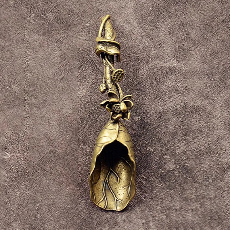 Kaunis lootosekujuline teelusikas Käsitsi valmistatud õrn messingist vask kohvilusikas magustoidu teekulbid teenõud