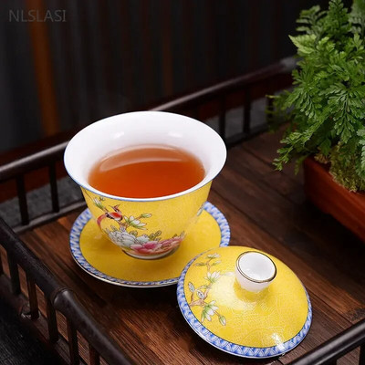 150 ml Jingdezhen Ceramic Gaiwan Exquisite Zománc színű teáskészlet Kínai teáscsésze fedővel Otthoni tea infuser Egyedi teáskészlet ajándékok