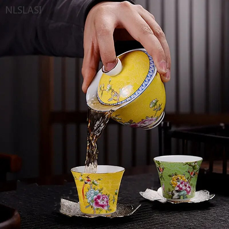150 ml Jingdezhen Ceramic Gaiwan Exquisite Enamel Color Teekomplekt Hiina teetass koos kaanega Kodutee infusiooniseadmega Kohandatud teenõud kingitused