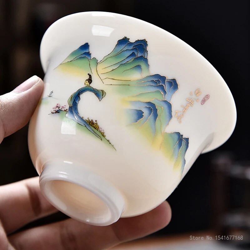 Keraamiline Kung Fu teekomplekt Creative valgest portselanist puhta valge kullaga maalitud mägimustriga Three Talent kaanega kauss, üks teetass