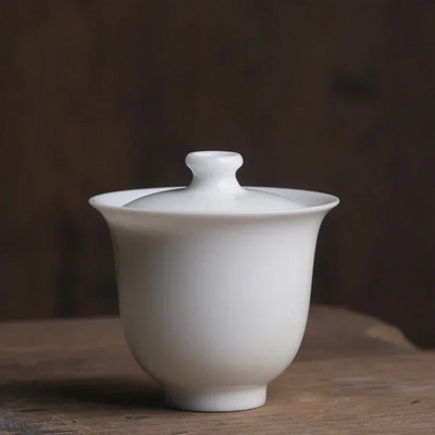 Mini 90 ml Suet Jade Portselan Gaiwan Tee jaoks Tahke valge Tureen kaanega Teenõu Reisi Kung Fu Teekomplekt Väikesed Tassikausid Chawan