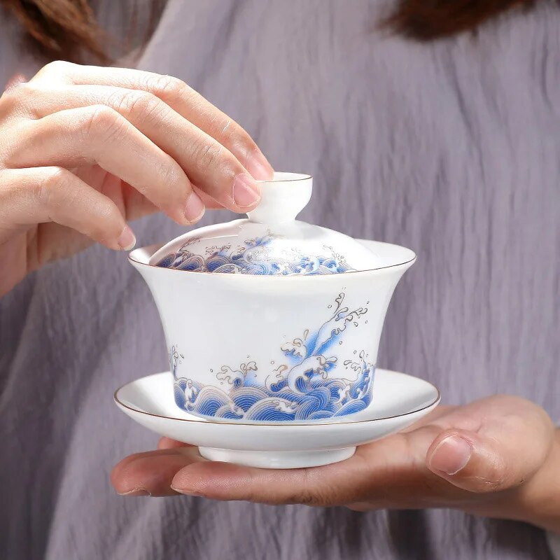 180 ml valgest portselanist käsitsi maalitud kuldne tee Tureen Clay Gaiwan teekausi jaoks Shen Puer supp kaanega Gai Wan Gaiwan ja tassitopsid