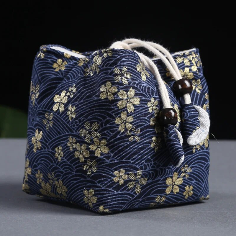 Teetseremoonia riistade riidest kott, reisitee komplekti hoiukott, teetassi teekannu pakkimine, riidest nöörist kott