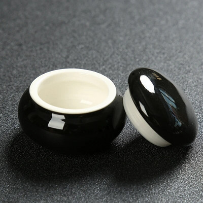 4tk/partii keraamilised mini-teepurgid suletud purgid lõhnapulbriga keraamilised pillide purgid pärlipulbri kaasaskantav reisipaak