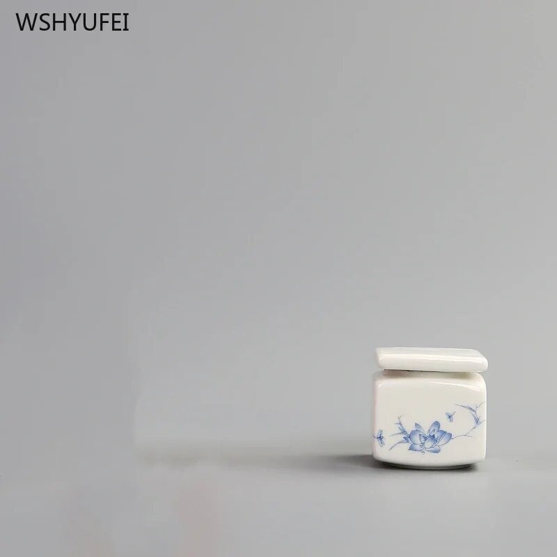 1 tk Valge kandiline reisitihend kaanega kohviubade kommide küpsiste kogumispaak köögi hoiustamise tarvikud