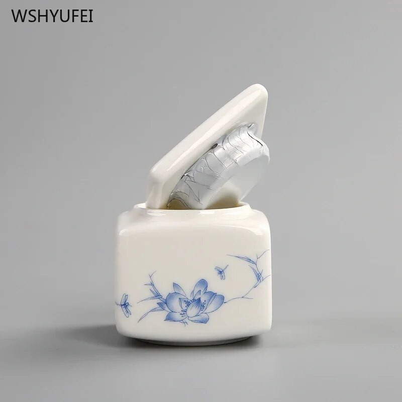 1 tk Valge kandiline reisitihend kaanega kohviubade kommide küpsiste kogumispaak köögi hoiustamise tarvikud