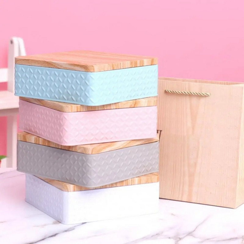 Dekoratiivne tühi rauast kast šokolaadile kaasaskantav kommihoidja Ruudukujuline pastillimustriga metallist hoiuruum kodukorrastajale