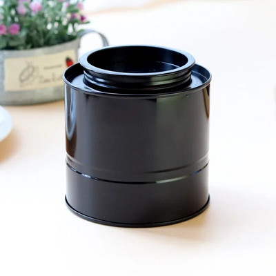 Teepurgi hoiustamine plekk-konteiner kanisterkarp metallist lahtiselt jahu kommid terasest roostevabast lehtedest köök suletud pakend teenõud