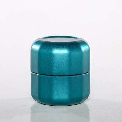 Skardiniai maži apvalūs skardiniai indai su dangteliais, skirti saldainių dovanoms, žvakių gamybai, arbatai, kavai ir amatams