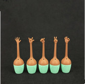 Naljakad käeliigutused teejootmispulber Musta tee kurn FDA klassi silikoonist lahtiste lehtedega taimsete vürtside hoidik Teepruulimisvahendid