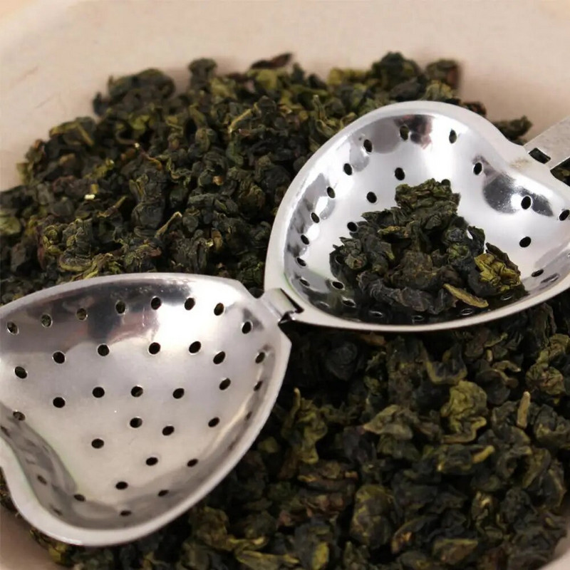 Teekasutaja korduvkasutatav roostevabast terasest südamevõrgust teesõel Kohvi vürtsifilter hajuti käepide Teepalli köögi vidin