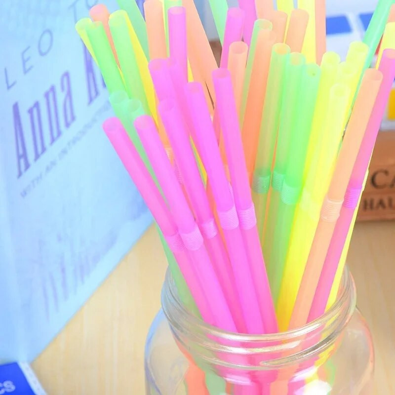 100 tk Fluorestseeruvast plastist painutatavad joogikõrred Ühekordsed joogikõrred Pulmakaunistused Segavärvilised peotarbed