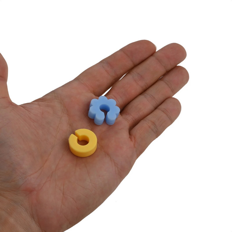 12 vnt. Spalvingas vyno stiklo žymeklis silikoninis geriamojo stiklo identifikavimo žymeklis puodelio etiketė Namų virtuvės baro vakarėlio vestuvių stalo dekoras