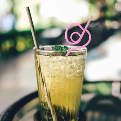 20 τμχ Καλαμάκια καινοτομίας δημιουργικού σχήματος Πλαστικά καλαμάκια Δημιουργικά καλαμάκια πόσιμου Τυχαίο χρώμα