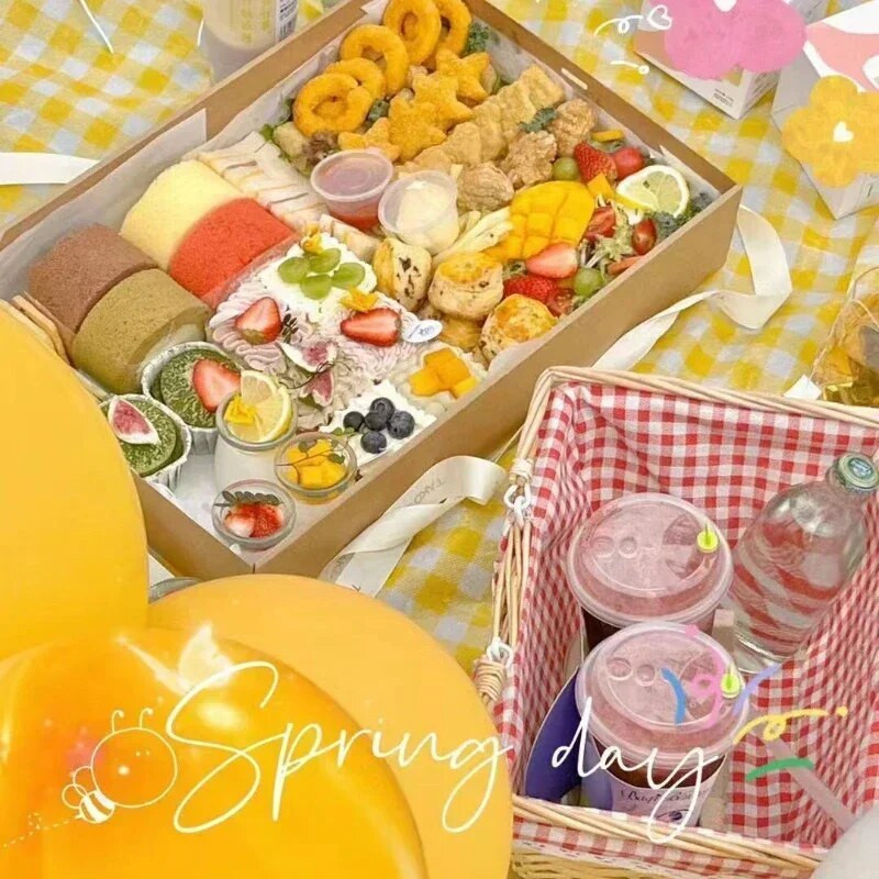 „Kraft Picnic Box“ vienkartinė priešpiečių dėžutė lauko vaisiams „Bento Sushi“ „Netflix“ pakavimo pietų dėžutės Maisto konteinerio vienkartinė keksiukų dėžutė