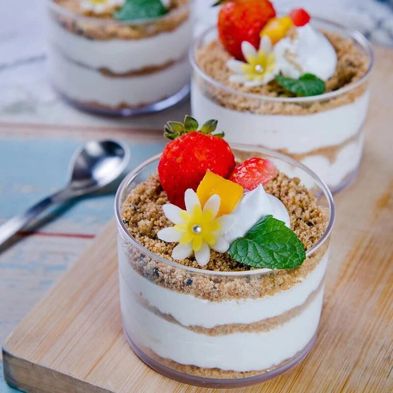 10kom plastičnih mini šalica za desert Višekratne pjene od jogurta Kvadratne posude za desertne čašice Vjenčanje Božićni pribor