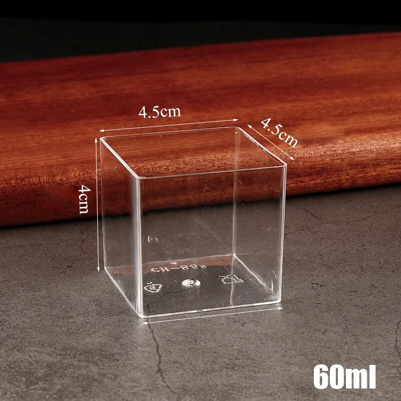 5/10/20 tk 60 ml plastikust jõuluväljaku magustoidutopsid Plastikust jogurtivahud magustoidu koogitops Jõulupeo tarvikud