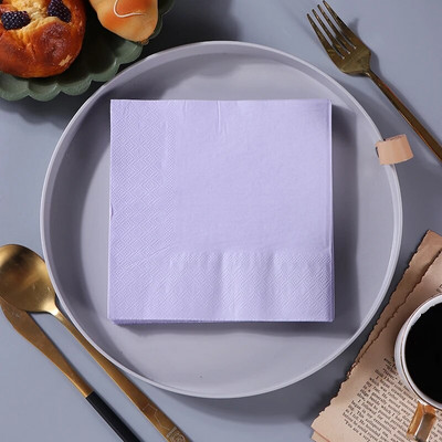 20 tk/pakk 2-kihilised toidukvaliteediga värvilised prinditud hotellirätikud/salvrätikud/näorätikud Puhtavärvilised salvrätikud Paberist padjakesed hulgimüük