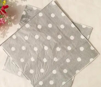 Visokokvalitetni tiskarski papirni ručnik u boji Novogodišnji stol za zabavu Obitelj Zaštita okoliša Jednokratni papirnati ručnik od čiste drvene mase