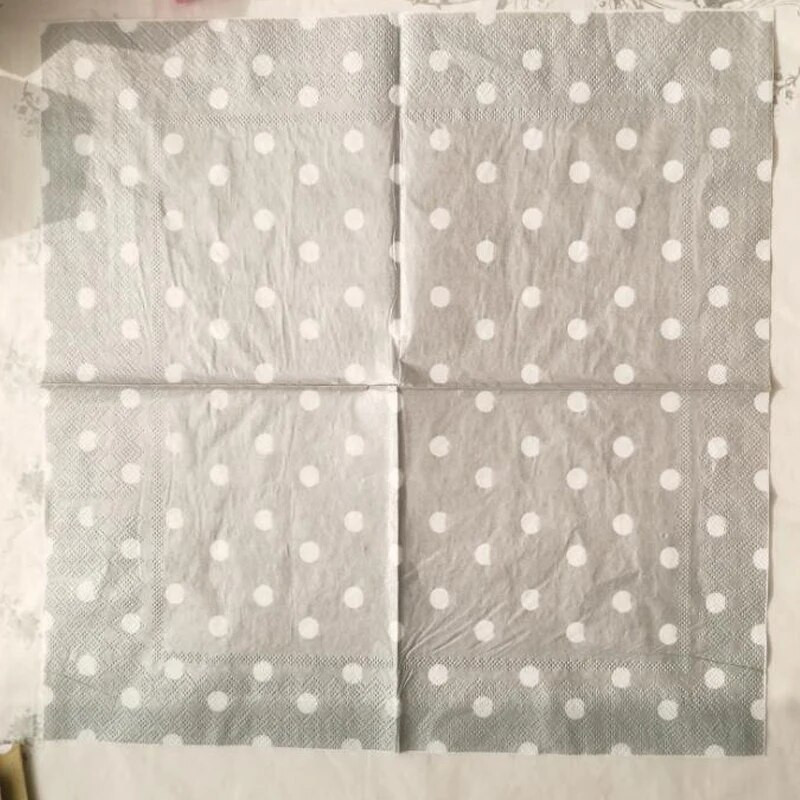 Visokokvalitetni tiskarski papirni ručnik u boji Novogodišnji stol za zabavu Obitelj Zaštita okoliša Jednokratni papirnati ručnik od čiste drvene mase