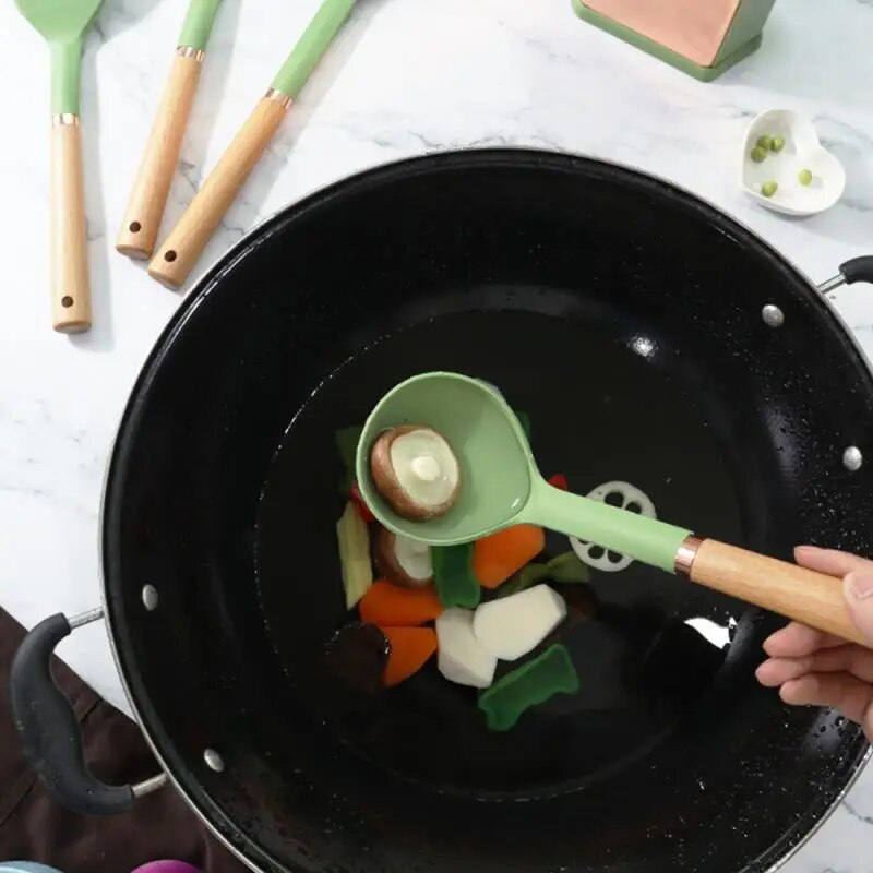 Silikoonist kööginõud Mittenakkuvad kööginõud köögiriistade komplekt Spaatliga Labidas Munapeksjad Puidust käepidemega köögitööriistad