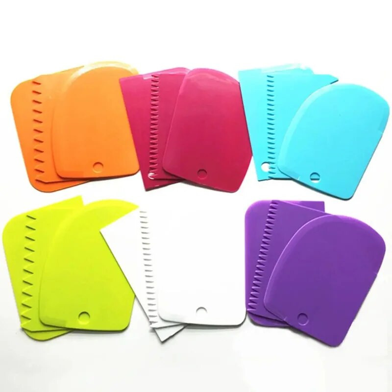 Koogikreemi kaabitsaga küpsetuskomplekt 3-osaline DIY Köök sirge kaarega hammastega kreemjas leivanuga plastikust kaabitsaga küpsetamise eritööriistad