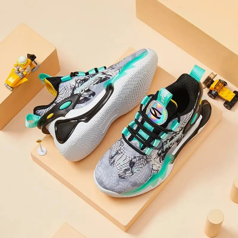 Детски обувки за свободното време Спортни обувки Нови баскетболни обувки Дишаща мрежа Среден размер Модерни обувки за момчета