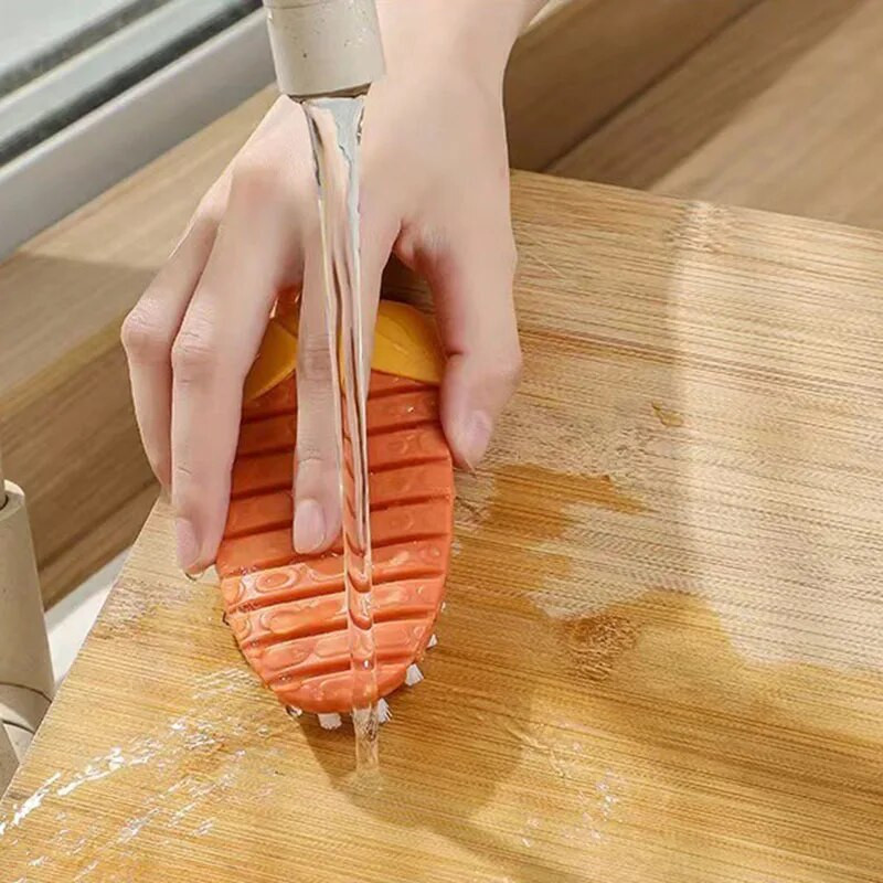 Mitmekülgne köögivilja- ja puuviljapuhastushari, ergonoomiline käepideme disain lihtsaks haardeks ja tõhusaks puhastamiseks