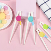 1 ζεύγος ξυλάκια για σούσι Baby Kids Γελοιογραφία Food Sticks Εύκολη χρήση Διασκεδαστική εκμάθηση Βοηθητικά πιάτα Δείπνο παιχνίδι Εργαλεία κουζίνας