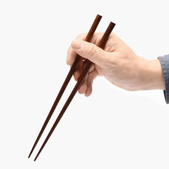 Заострени пръчици в японски стил Естествени дървени пръчици за готвене Суши Домашен хотел Дървени прибори за хранене