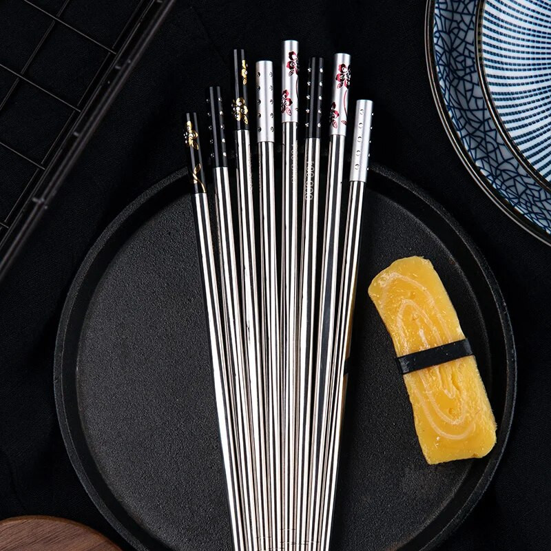 1 pár 304 rozsdamentes acél nyomtatott csúszásmentes pálcika Háztartási evőeszközök Hordozható pálcika