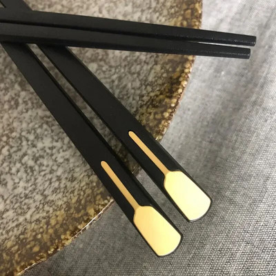 1 Ζεύγη Ιαπωνικών κινέζικων τσοπ ξυλάκια Hot Pot Sushi Sticks Επαναχρησιμοποιήσιμα μεταλλικά κορεάτικα ξυλάκια επιτραπέζια σκεύη από κράμα υγιεινής διατροφής