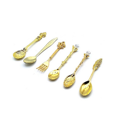 6 tk Vintage lusikad kahvli söögiriistade komplekt Mini Royal Style metallist kullast nikerdatud teelusikatäis kohvi suupisted puuviljad magustoidu kahvliga köögiriistad