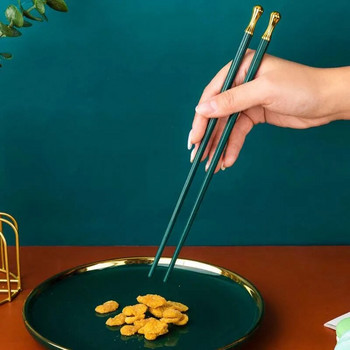 JANKNG 5 Pairs Gold Top Πράσινα Κινέζικα Chopsticks Τρόφιμα Sushi Ιαπωνικά ραβδιά επαναχρησιμοποιούμενα Κορεάτικα από κράμα μετάλλων επιτραπέζια σκεύη Palillos