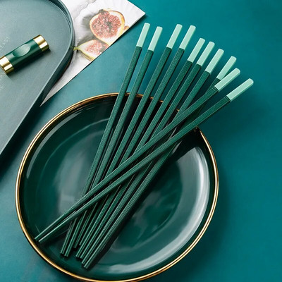 JANKNG 5 Paari Kuldne Top Rohelised Hiina söögipulgad Toit Sushi Jaapani pulgad Korduvkasutatavad Korea metallisulamist lauanõud Palillode komplekt