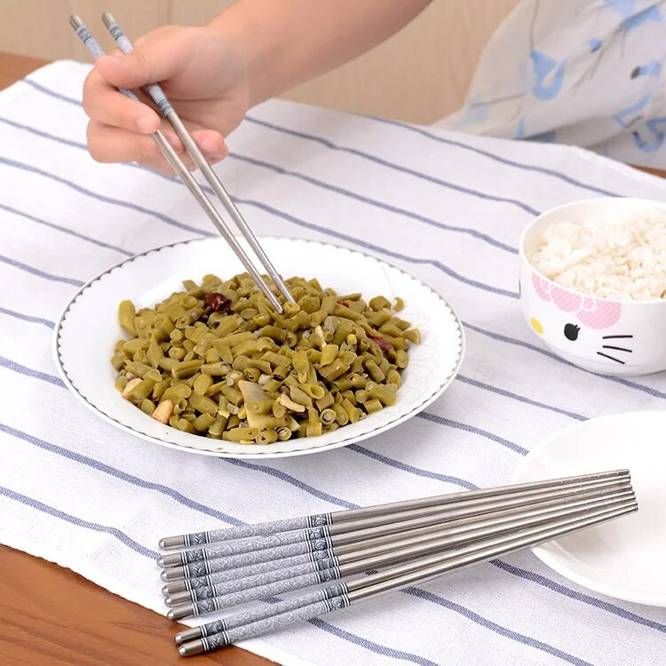 Konyhai asztali evőpálcika, kék-fehér porcelán nyomdafonál, csúszásgátló rozsdamentes acél pálcika, 10 pár/tétel