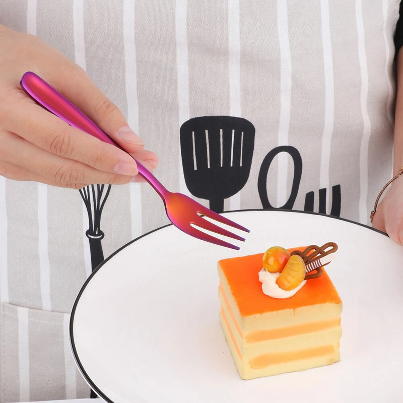 1 db gyümölcsvilla rozsdamentes acél kis villák desszerthez Rainbow kis teavilla arany minivillák tortához Színes arany étkészlet