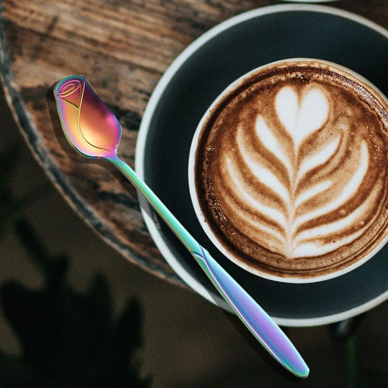 5 db rozsdamentes acél rózsa keverőkanál hosszú nyelű kávéskanál apró virágkanál Szokatlan teáskanál desszerthez, mézes torta teához