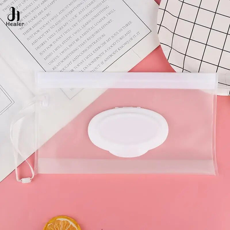 Könnyű hordozható rajzfilm baba gyerekeknek nedves törlőkendők kuplung hordtáska nedves papír törlőkendő tartály adagoló pattintható pántos tok