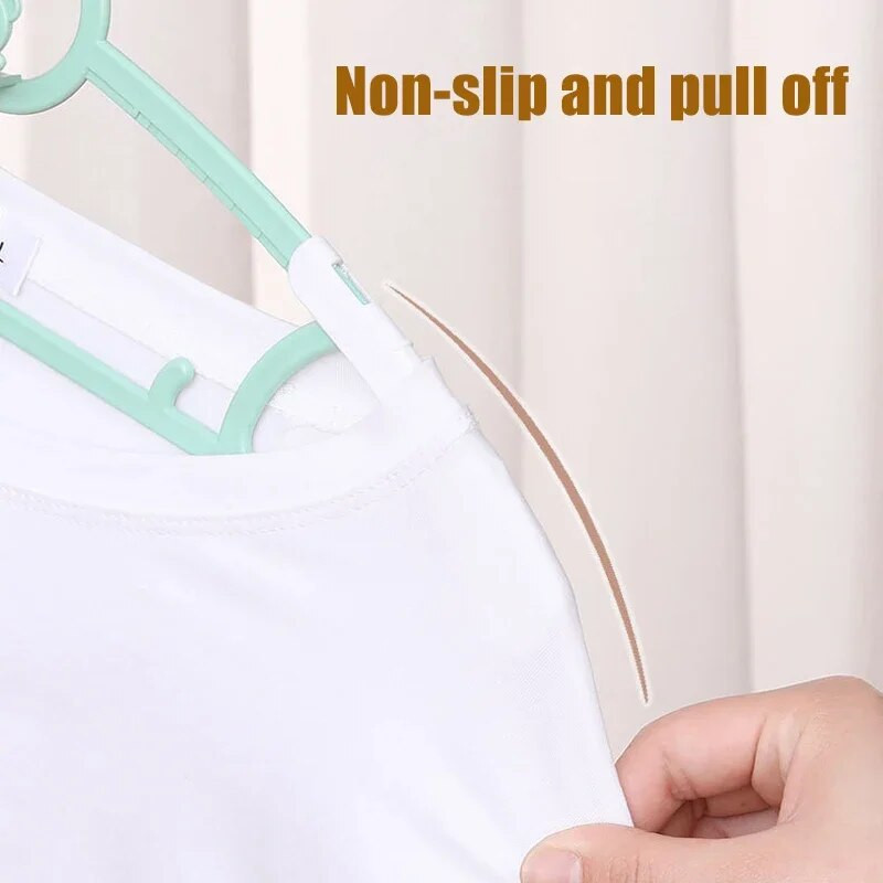 10db Hordozható gyerekkabátok Tároló vállfák Szekrény Szervező Babaakasztók Vitrinakasztók Szélálló gyerekek Ruhaakasztók