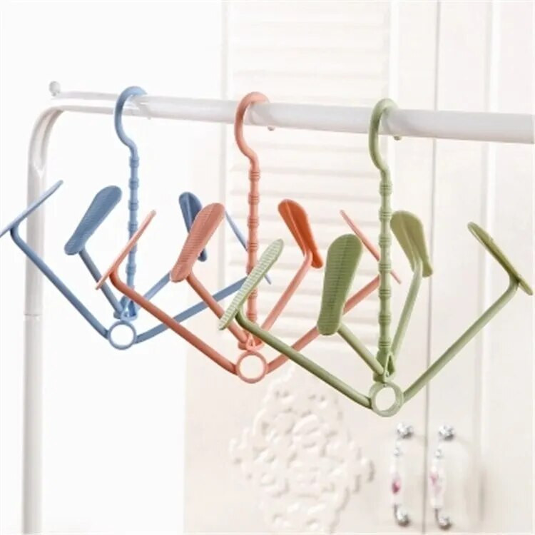 Egyszerű többfunkciós szárítócipőtartó Kreatív mozgatható erkélyes cipők tárolása Otthoni forgatás Horog Ruhák Zokni Szárítóállványok